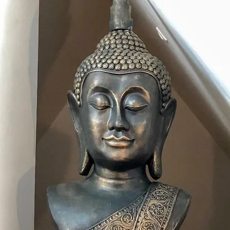 Beauty & The Beast - Old Town Cosy