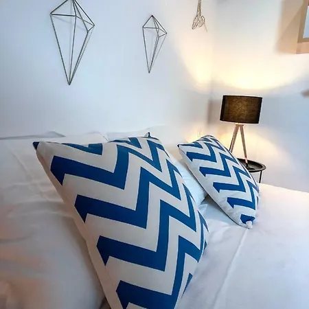 Apartment Beauty & The Beast - Old Town Cosy *