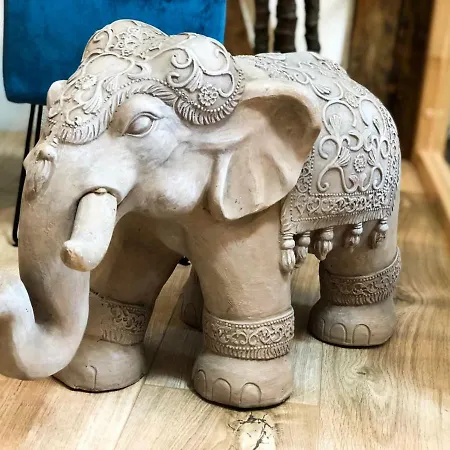 Beauty & The Beast - Old Town Cosy Colmar